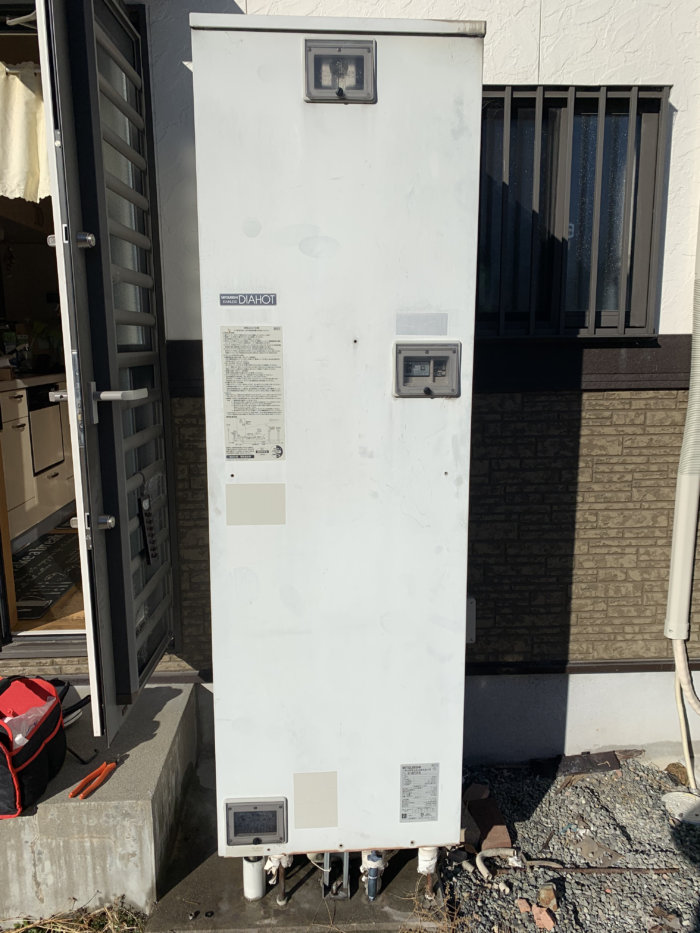 姫路市T様邸電気温水器からエコキュートに取替工事👷‍♂️